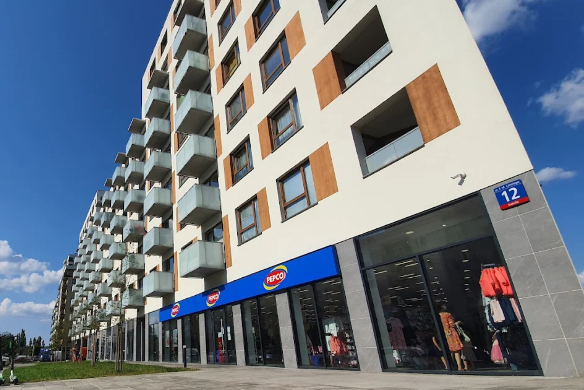 PEPCO przy ul. Lanciego 12 w Warszawie (Ursynów)