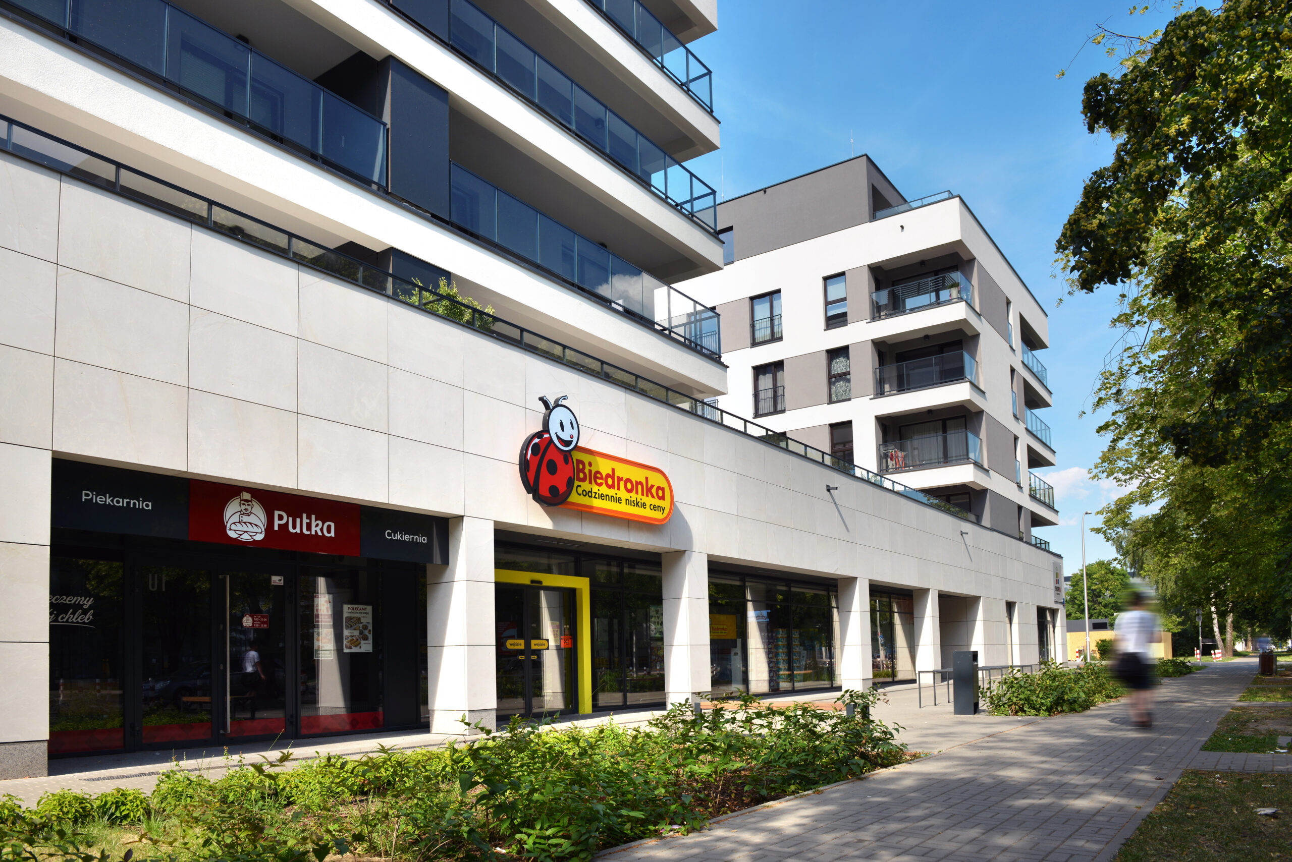 Projekt Konstruktorska – lokalny punkt handlowy w sercu Mokotowa