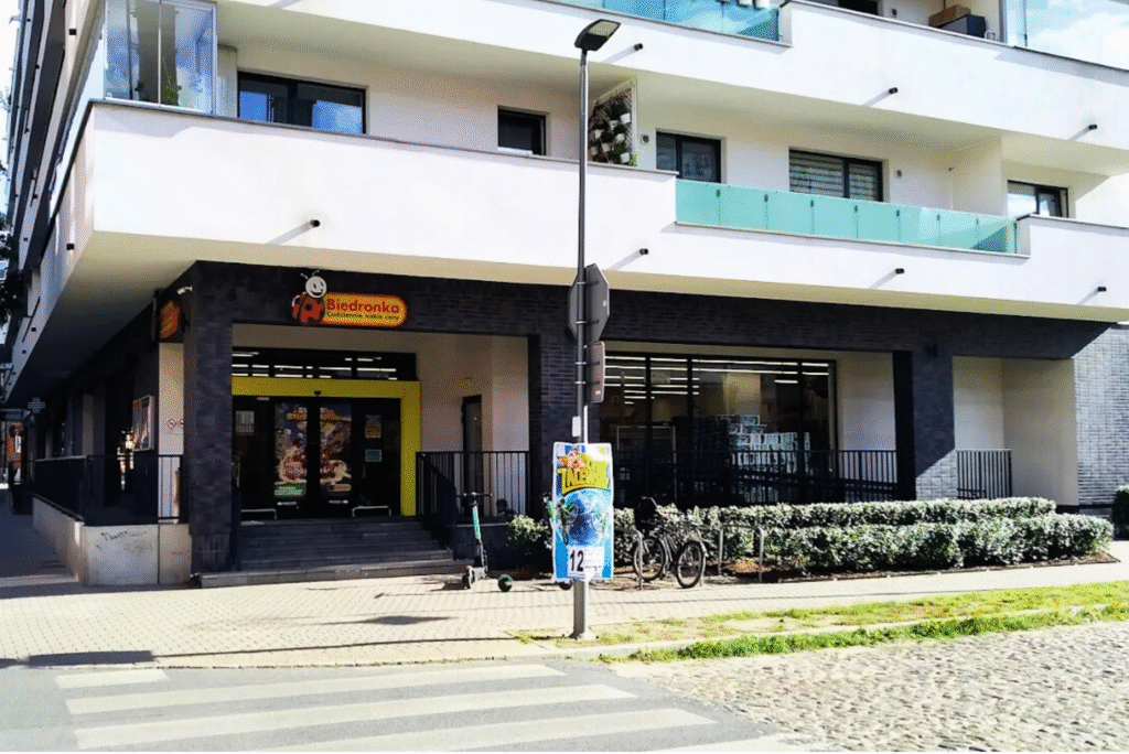 Lokal handlowy Biedronka – ul. Szwedzka 43, Warszawa